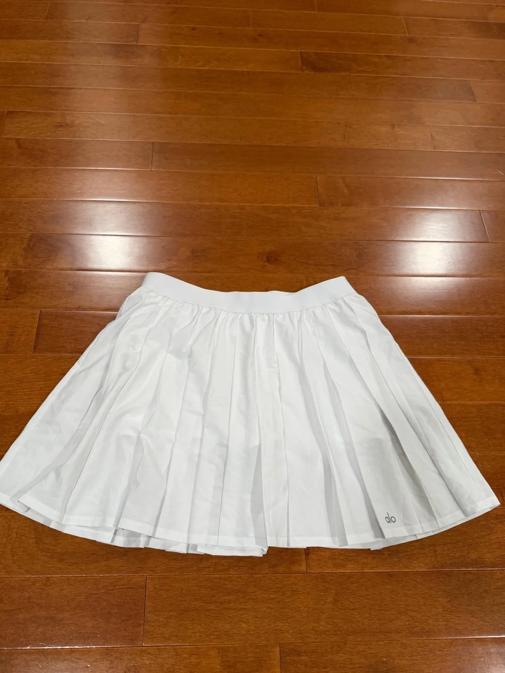 ALO Yoga White Pleated Mini Skirt